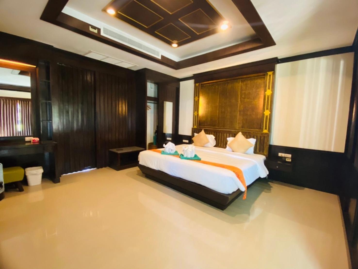 Beach Bungalow At Lanta Resort Koh Lanta Luaran gambar