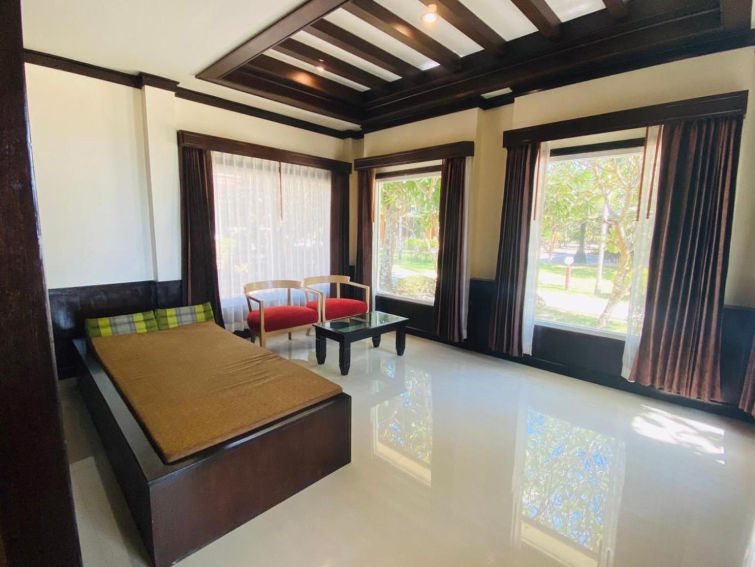 Beach Bungalow At Lanta Resort Koh Lanta Luaran gambar