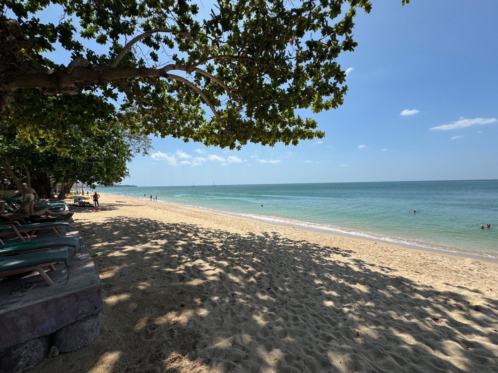 Beach Bungalow At Lanta Resort Koh Lanta Luaran gambar