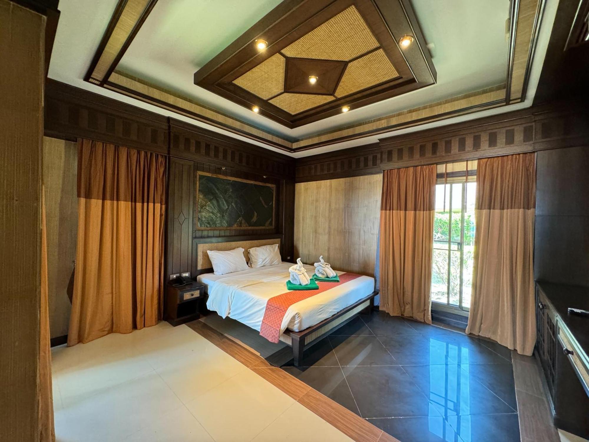 Beach Bungalow At Lanta Resort Koh Lanta Luaran gambar