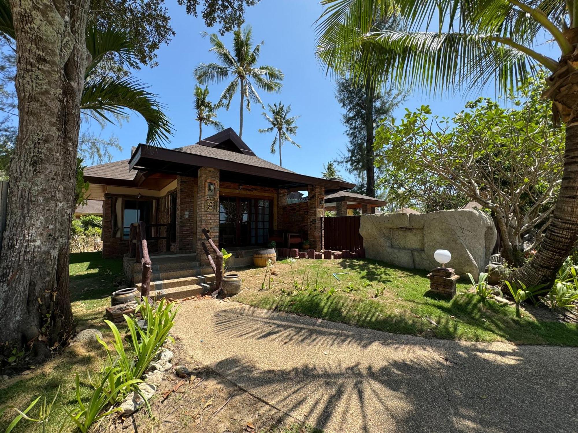 Beach Bungalow At Lanta Resort Koh Lanta Luaran gambar